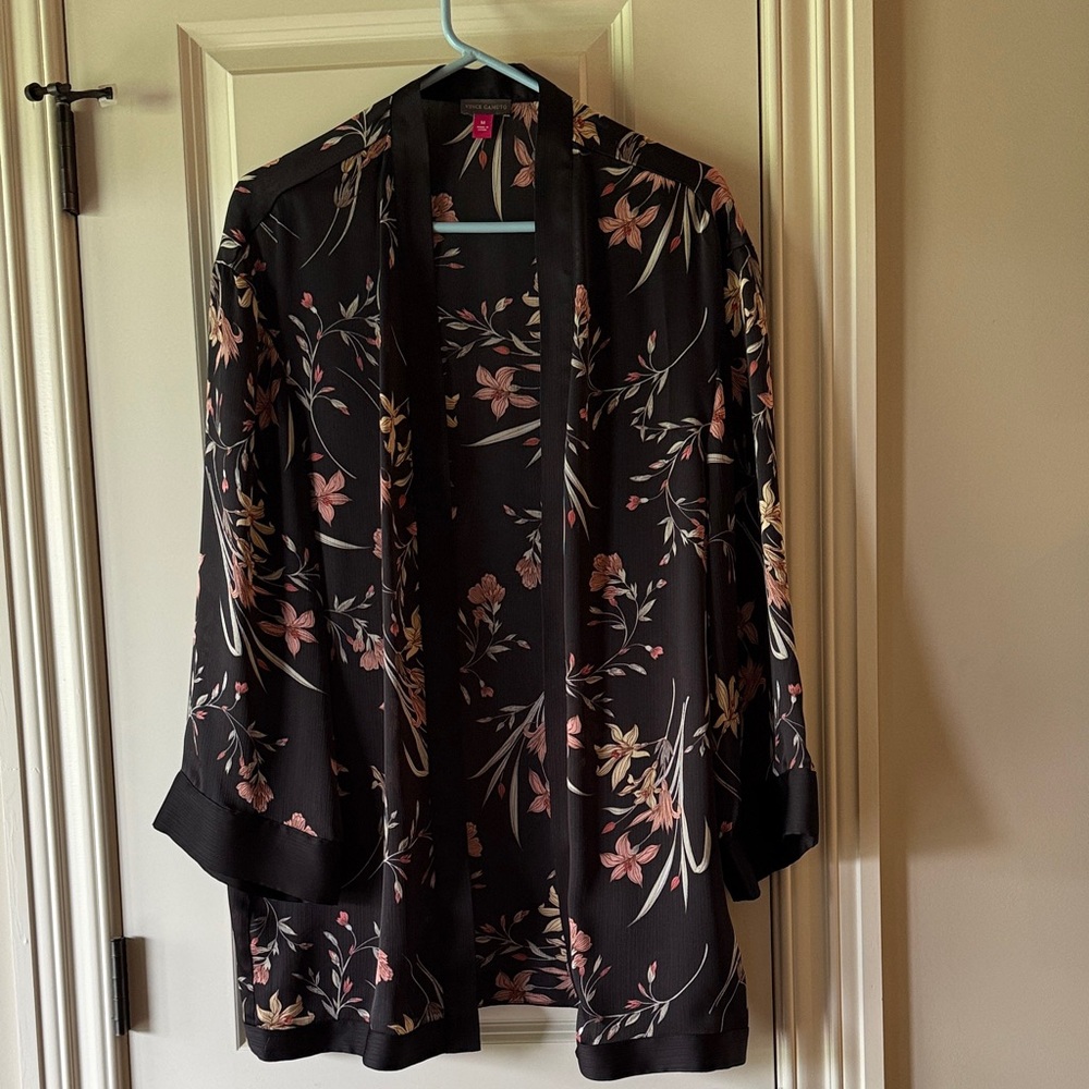 Vince Camuto Black Satin Floral Kimono with Pink & Cream Blooms